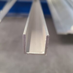 Aluminium U Profil 20/20/20/2mm; Länge 1080mm
